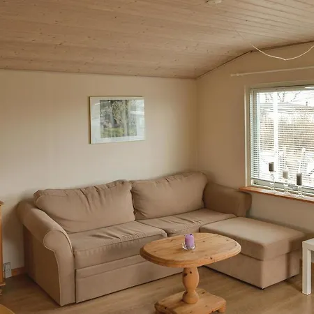 Дом отдыха Two-bedroom Holiday In Saby *